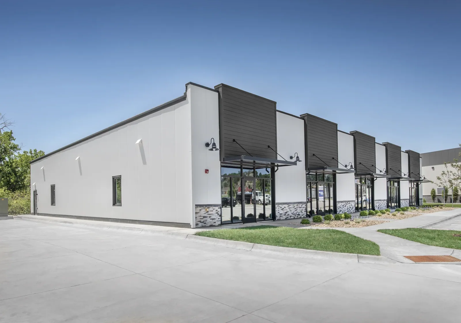 Warehouse Roofing in Hialeah, FL Warehouse Roofing in Hialeah, FL